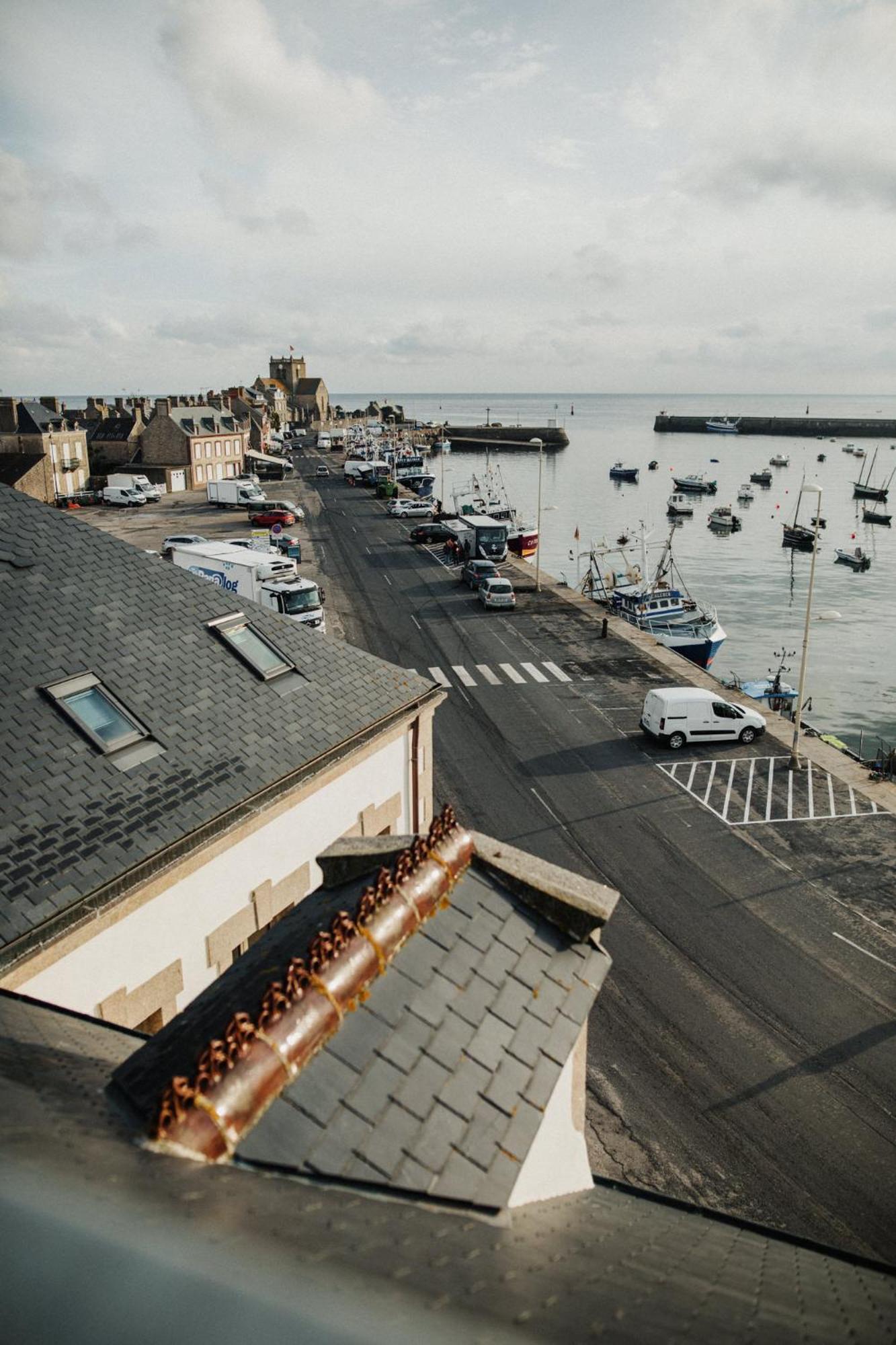 Le Mora Hotes Barfleur Exteriér fotografie